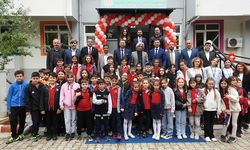 Öğrencilerin Bilim Fuarı'na büyük ilgi