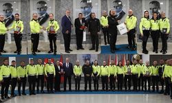Yılın şöförü ve yılın polisleri ödüllendirildi