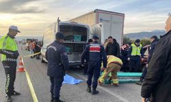 Alaşehir’de park halindeki tır can aldı