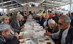 Güneşli’de 7 bin kişi aynı sofrada buluştu