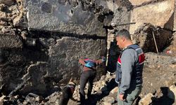 Manisa’da 5 evin kül olduğu yangında ölen kadının cenazesine ulaşıldı