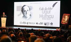 Gazeteciliğin keskin kalemi Uğur Mumcu Manisa'da anıldı