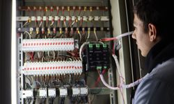 Öğrencilerden enerji tasarrufu sağlayan sistem