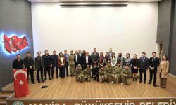 Öğrencilerin hazırladığı program büyük beğeni topladı