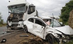Kula'da zincirleme trafik kazası: 8 yaralı, 1 gözaltı