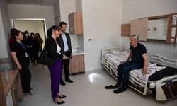 Manisa'daki hastalara mesir macunu dağıtıldı