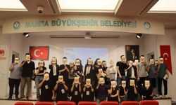 Yunusemre'de gençler 'Açık mikrofon' etkinliğinde söz aldı