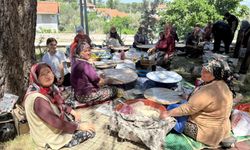 Gördes Huzurevi'nden milli takıma yürekten destek