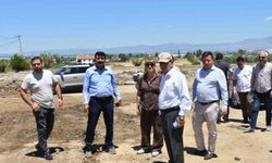 Manisa Büyükşehir Belediyesi Salihli'de yaraları sarıyor
