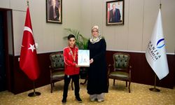 MCBÜ'lü milli karateciden Balkan ikinciliği