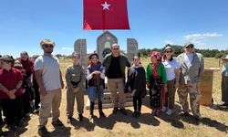 Gördesli Makbule ve Halil Efe’nin vasiyeti 104 yıl sonra sembolik mezarda gerçekleştirildi