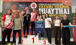 Manisalı muaythaiciler Türkiye Şampiyonası'na damga vurdu