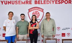 Yunusemre'de Tuğçe Köse yuvada kaldı