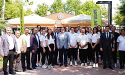 Başkan Dutlulu, voleybol ve hentbol takımlarıyla buluştu