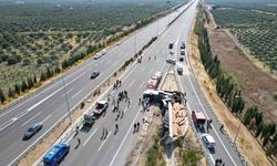 Akhisar'da 11 kişinin öldüğü kazada 2 sürücü tutuklandı