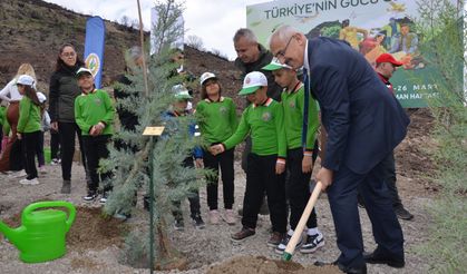 Manisa’da 30 bin fidan toprakla buluşacak