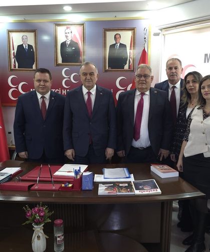 MHP'li Akçay: 'CHP cinnet geçiriyor'