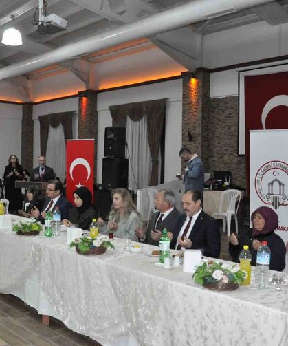 Salihli Kaymakamı Güldoğan, şehit aileleri ve gazilerle iftarda buluştu