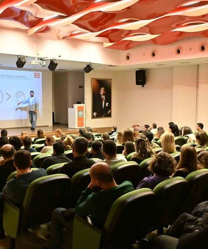 Manisa Büyükşehir personeline yapay zeka ve veri yönetimi eğitimi