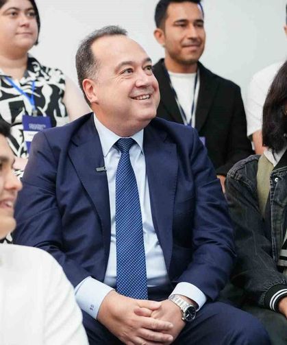 Akademi Manisa gençlerle buluştu