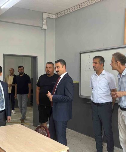 Alaşehir'deki 36 sınıf denetimli serbestlik yükümlüleri tarafından yenilendi