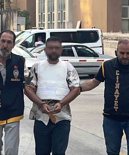 Manisa'da baba ve oğlunu öldüren zanlı İzmir'de yakalandı