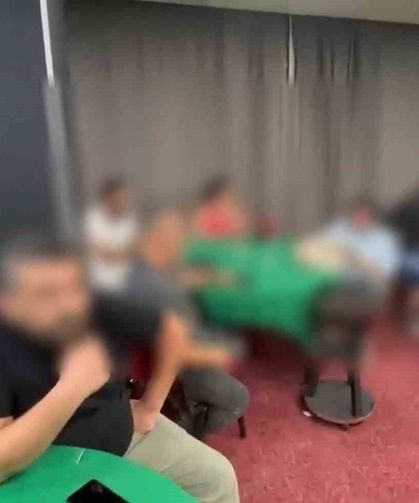 Manisa'da düğün salonu görünümlü kumarhaneye baskın