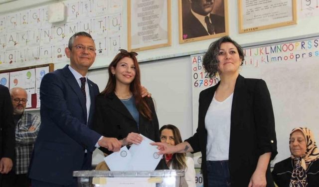 CHP Genel Başkanı Özel oyunu Manisa’da kullandı