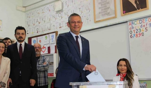 CHP lideri Özel’in sandığından CHP adayı çıktı
