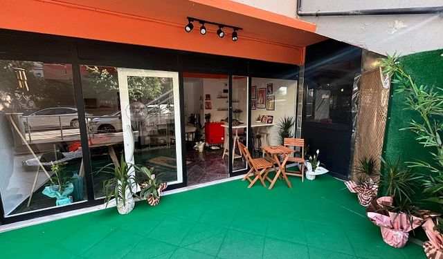 Manisa’nın ilk kolektif sanat atölyesi ATÖLYE AİT sanatseverlerle buluştu