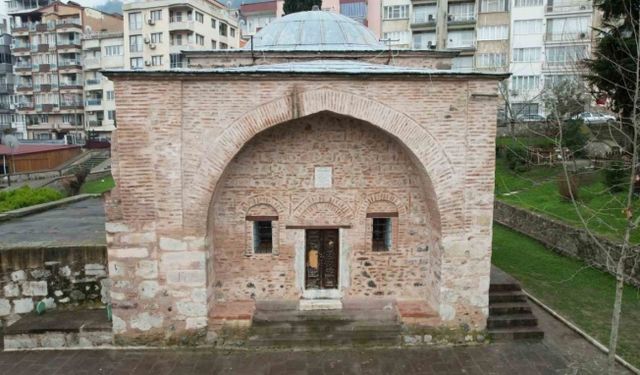 Manisa’nın Fatihi Saruhanbey’e büyük saygısızlık
