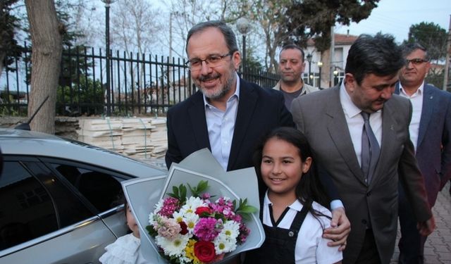 AK Parti İzmir Milletvekili Kasapoğlu, Kula’da iftar programına katıldı