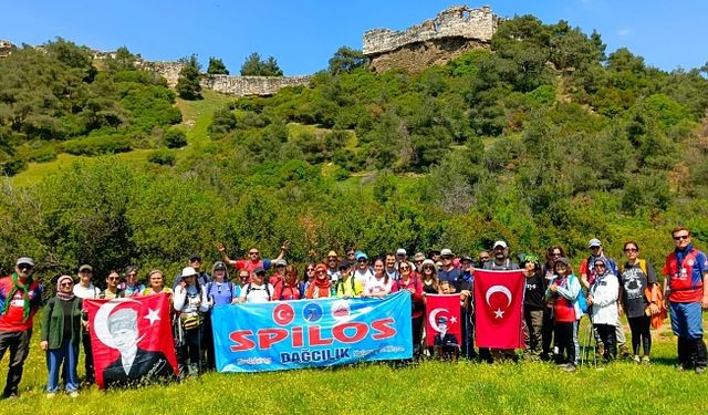 Spilos Dağcıları paranın başkentinde yürüdü