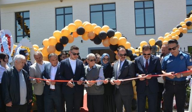 Cami donanımları firması, yeni fabrikasını açtı