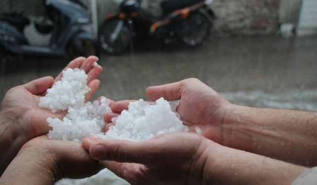 Manisa’da dolu yağışı etkili oldu