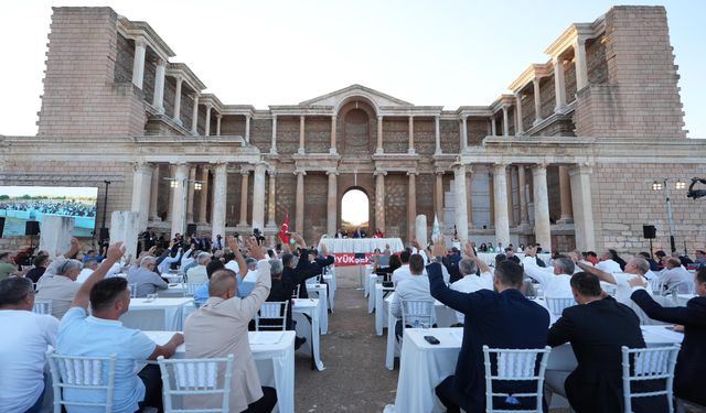 Antik Kent'te tarihi karar : 21 kattan 5 kata düştü!