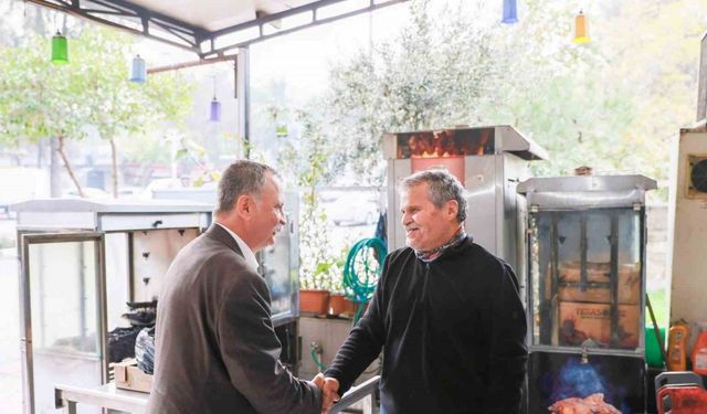 Başkan Balaban, esnafın taleplerini yerinde dinledi