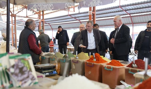 Başkan Balaban Laleli’de pazarcılarla buluştu