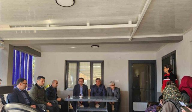 Kaymakamdan şehit polisin ailesine taziye ziyareti