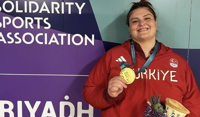 Rektör Kibar’dan judonun altın kızı Hilal Öztürk’e tebrik