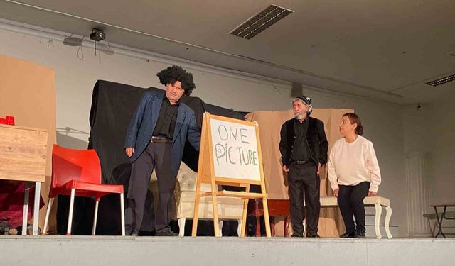 Sarıgöl’de tiyatro etkinliği büyük beğeni topladı