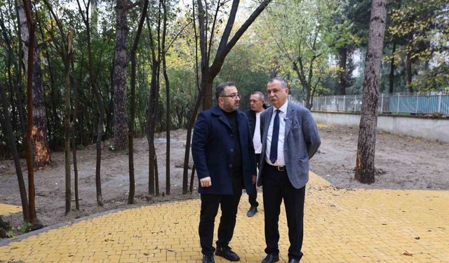 Başkan Balaban Emekli Kafe’de çalışmaları yerinde inceledi