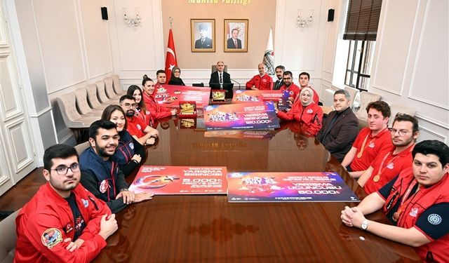 Vali Özkan, TEKNOFEST takımını tebrik etti