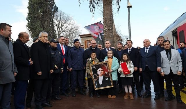 Atatürk'ün Turgutlu'ya gelişinin 103'üncü yılı kutlandı