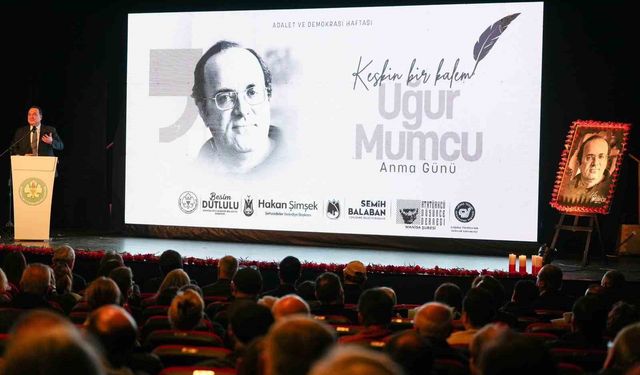 Gazeteciliğin keskin kalemi Uğur Mumcu Manisa'da anıldı