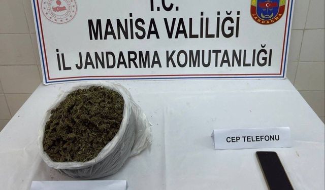 Gördes'te 2 kilo 352 gram kubar esrar ele geçirildi