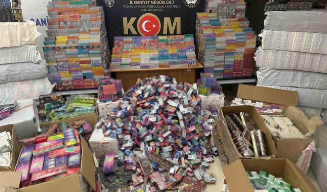 Manisa'da dev kaçak sigara operasyonu: 1 tutuklama