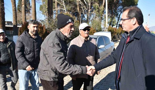 Salihli Kaymakamı Güldoğan, Emirhacılı ve Karayahşi'de talepler dinlendi