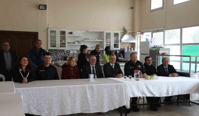 Yunusemre'de Miraç Kandili'nde lokma hayrı