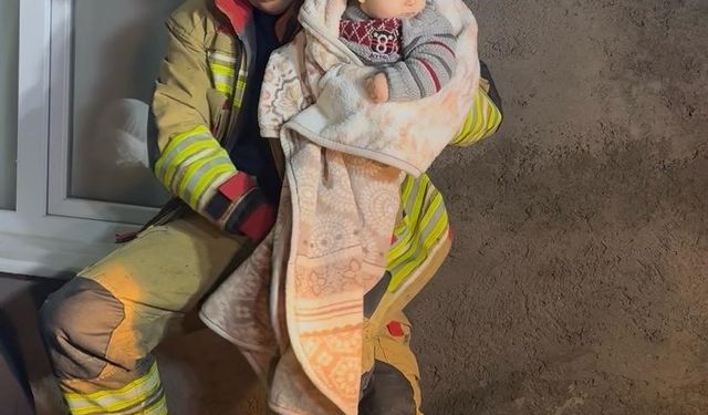 Selde mahsur kalan 11 kişilik aileyi itfaiye kurtardı